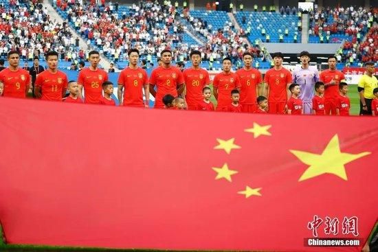 公主白嫩翘臀呻吟迎合